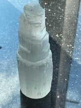 Load image into Gallery viewer, Selenite Tower 15cm
