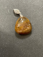 Load image into Gallery viewer, Bronze Rutilated Quartz
